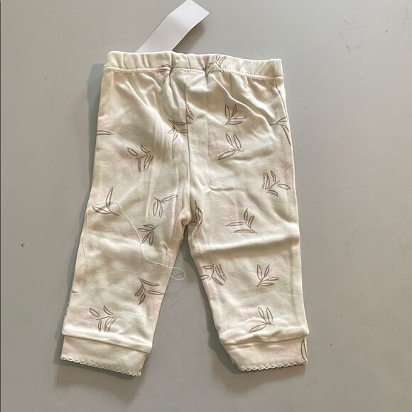 Calvin Klein Cream and Pink Baby Set - Picture 3 of 7